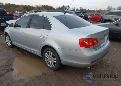 2007 Volkswagen Jetta Wolfsburg Edition из США, поврежденный, VIN 3VWEF71K27M067569